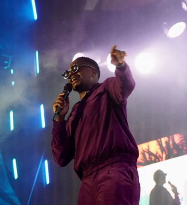 Show de Mumuzinho marca encerramento do Record Sunset Rio em Araruama