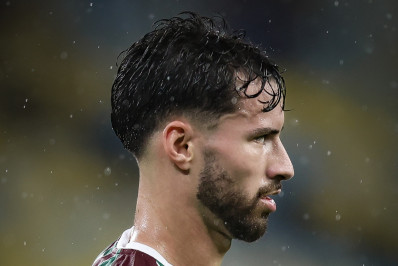 Martinelli dá mais um passo em recuperação de lesão no Fluminense