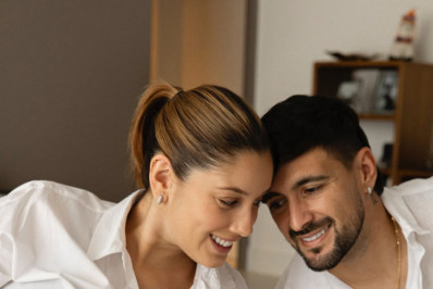  Arrascaeta posa com família e faz declaração apaixonada para a mulher