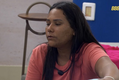 Chaiany cogita desistir do reality após sonho intrigante