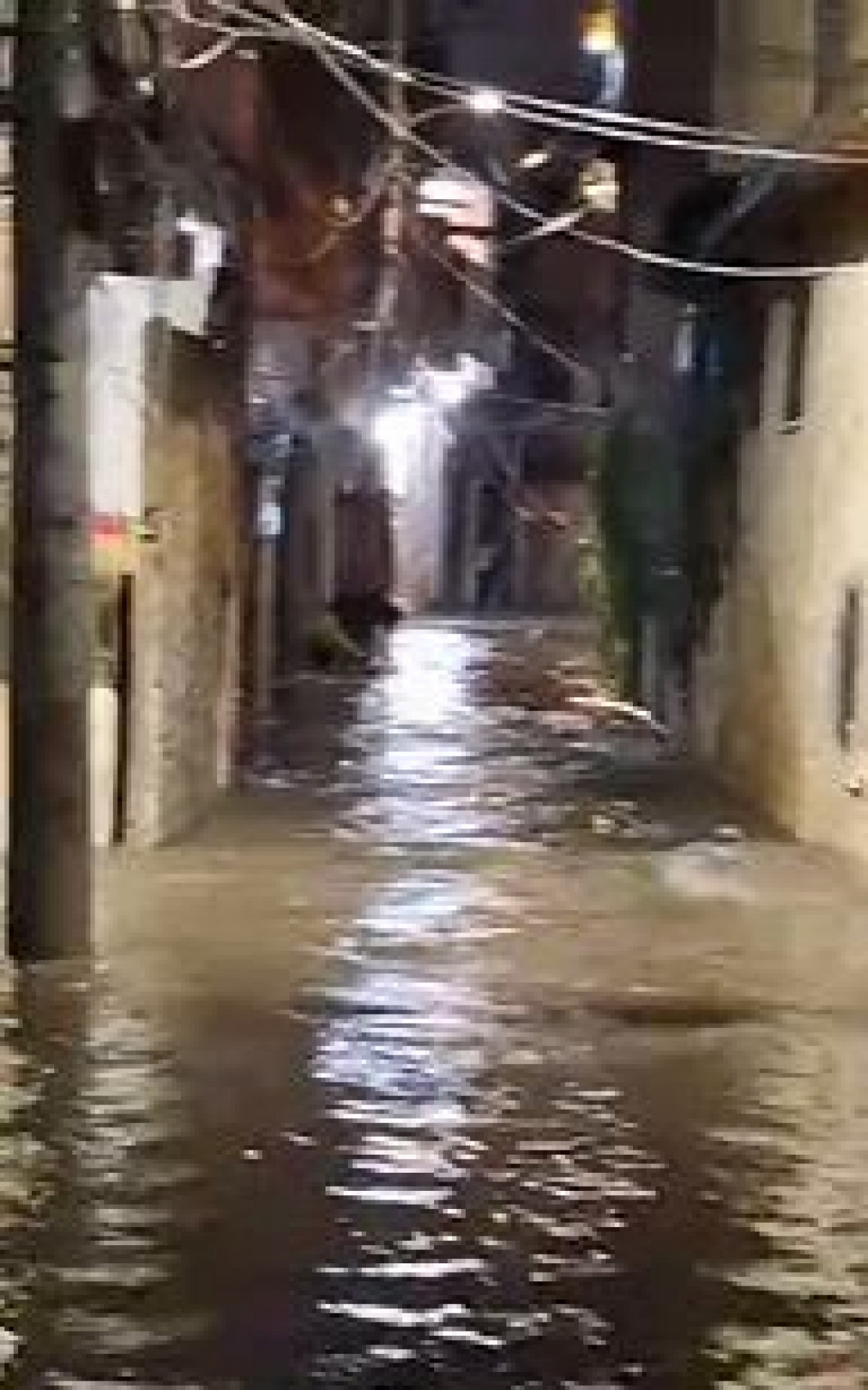 Pavuna também teve trechos alagados - Rede Social