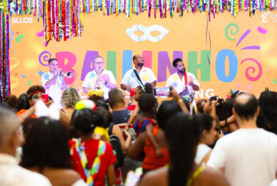 Banda da Folia anima Bailinho Infantil de Carnaval do Caxias Shopping