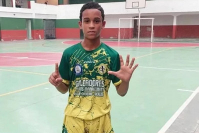 Júri popular de PMs acusados pela morte de Thiago Flausino acontece nesta terça