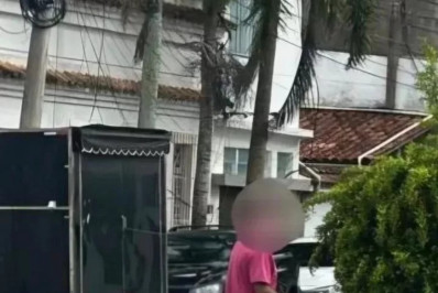 Homem é flagrado descartando entulho em área pública de Arraial do Cabo