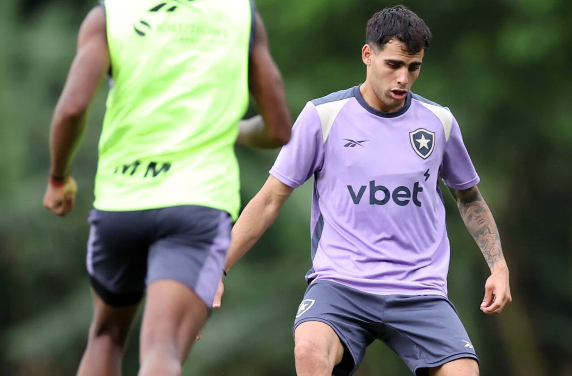 Villalba aparece no BID e pode, enfim, estrear pelo Botafogo