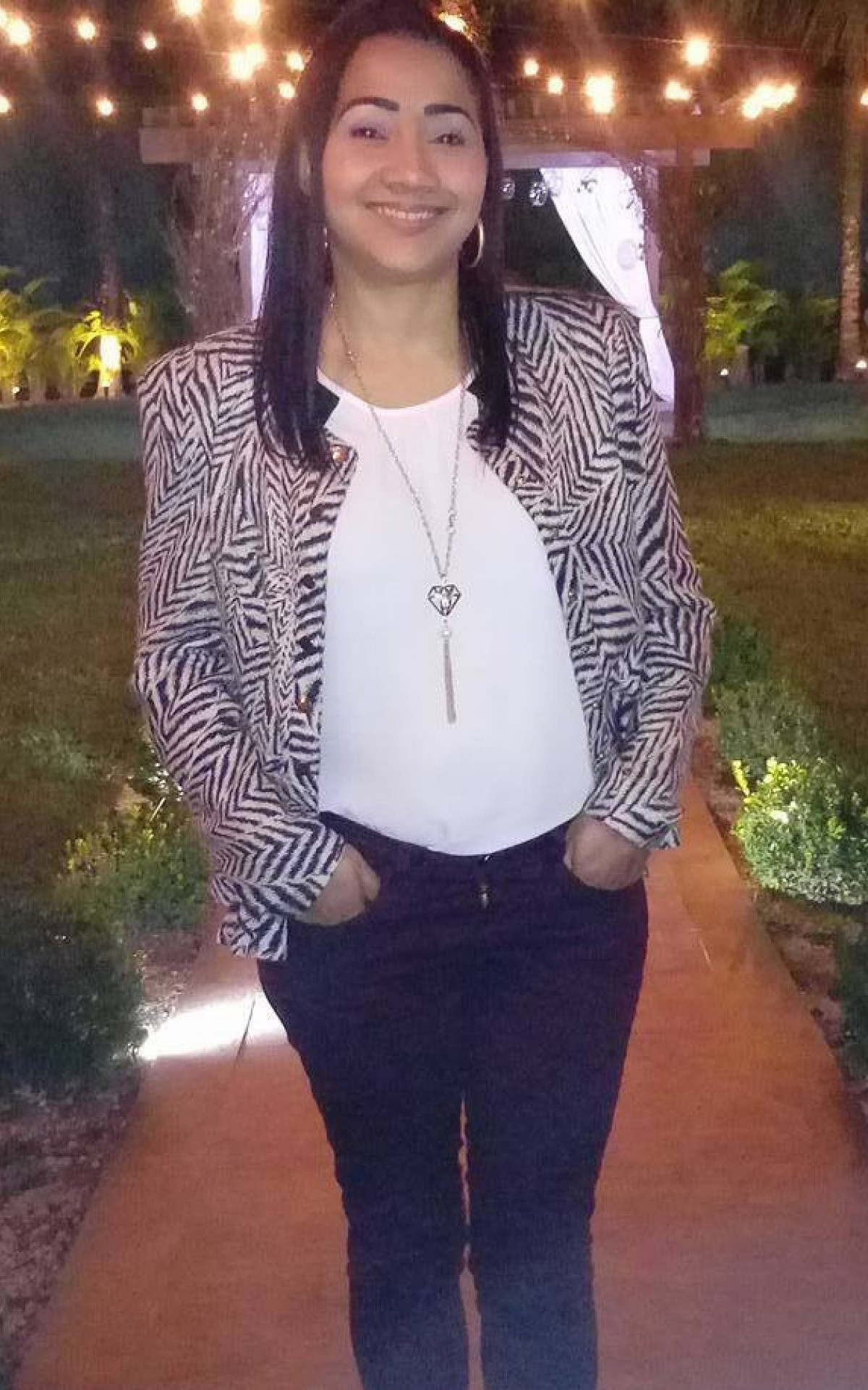 L&iacute;via Lima Vieira da Silva, de 49 anos, morreu baleada em Manguariba, na Zona Oeste do Rio - Reprodu&ccedil;&atilde;o/Redes sociais