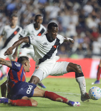 Vasco perde para o Bahia e segue sem vencer no Campeonato Brasileiro