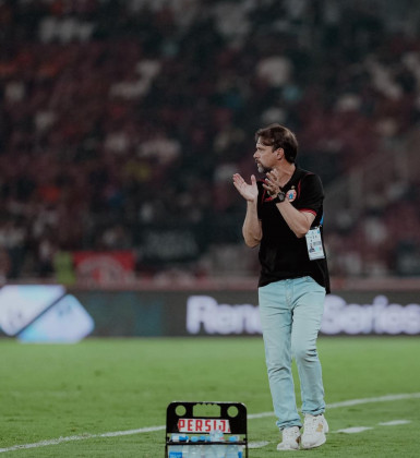 Ex-Fla e Vasco vai da autonomia na Indonésia ao uso de blindado