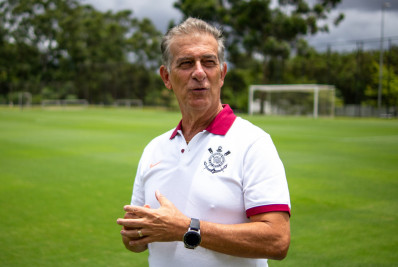Ex-treinador do Fluminense é contratado para cuidar da base do Corinthians