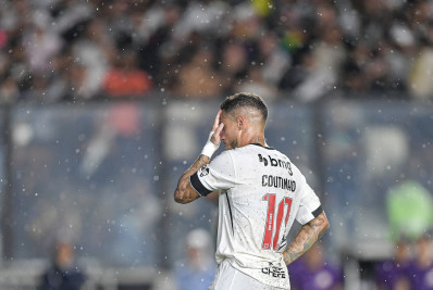 Philippe Coutinho anuncia saída do Vasco e rescinde contrato