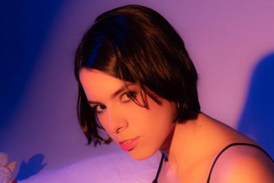 Filha de Chico Sience desfilará na Grande Rio em carro que homenageia o pai 