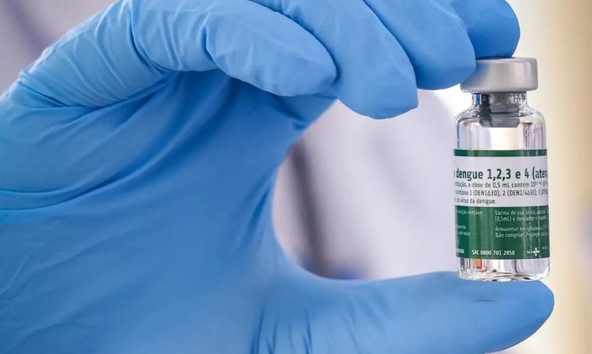 Campanha usa vacina brasileira contra a dengue, produzida pelo Instituto Butantan - Walterson Rosa / Divulga&ccedil;&atilde;o Minist&eacute;rio da Sa&uacute;de