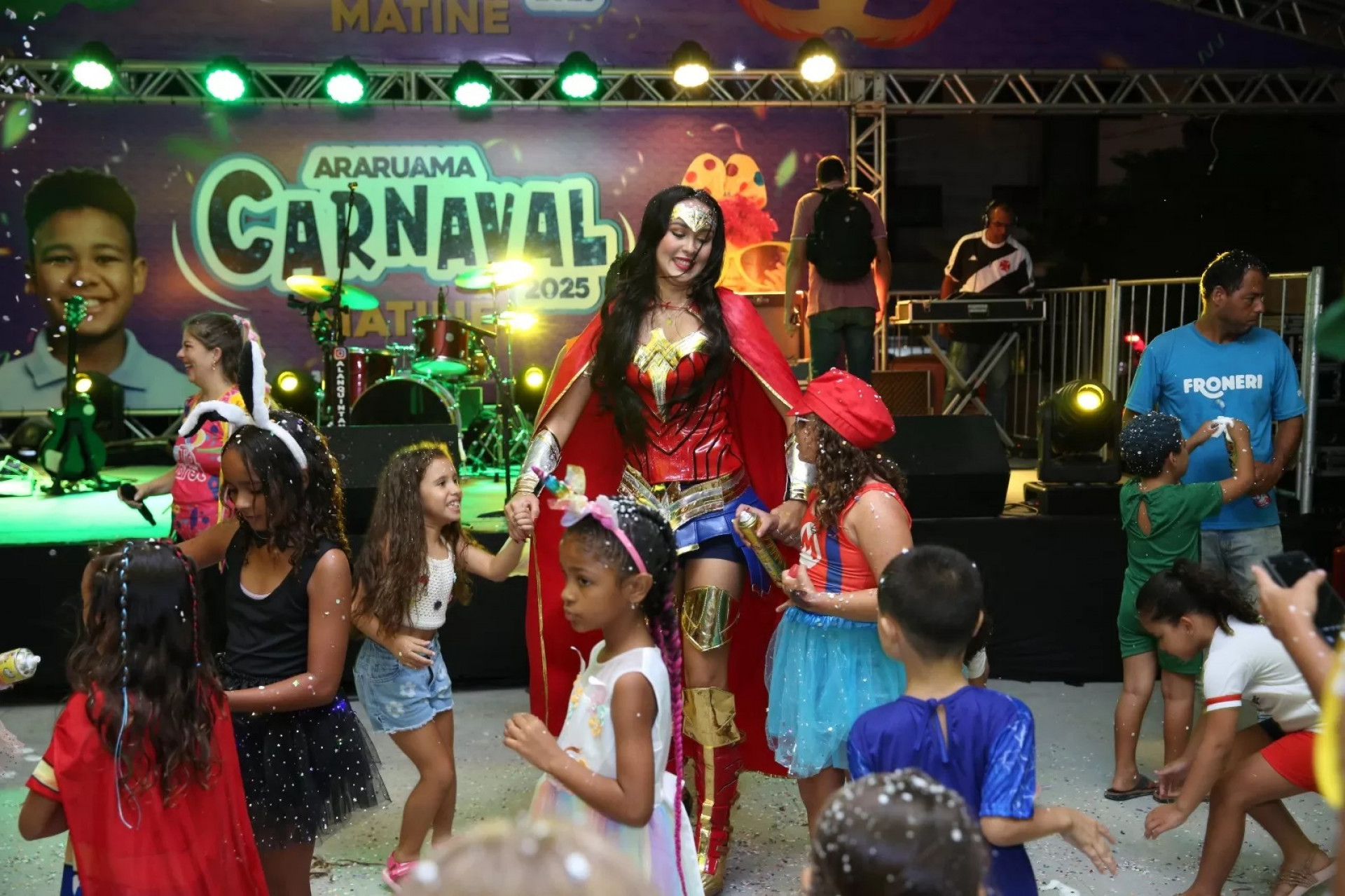 Blocos e shows - Ascom