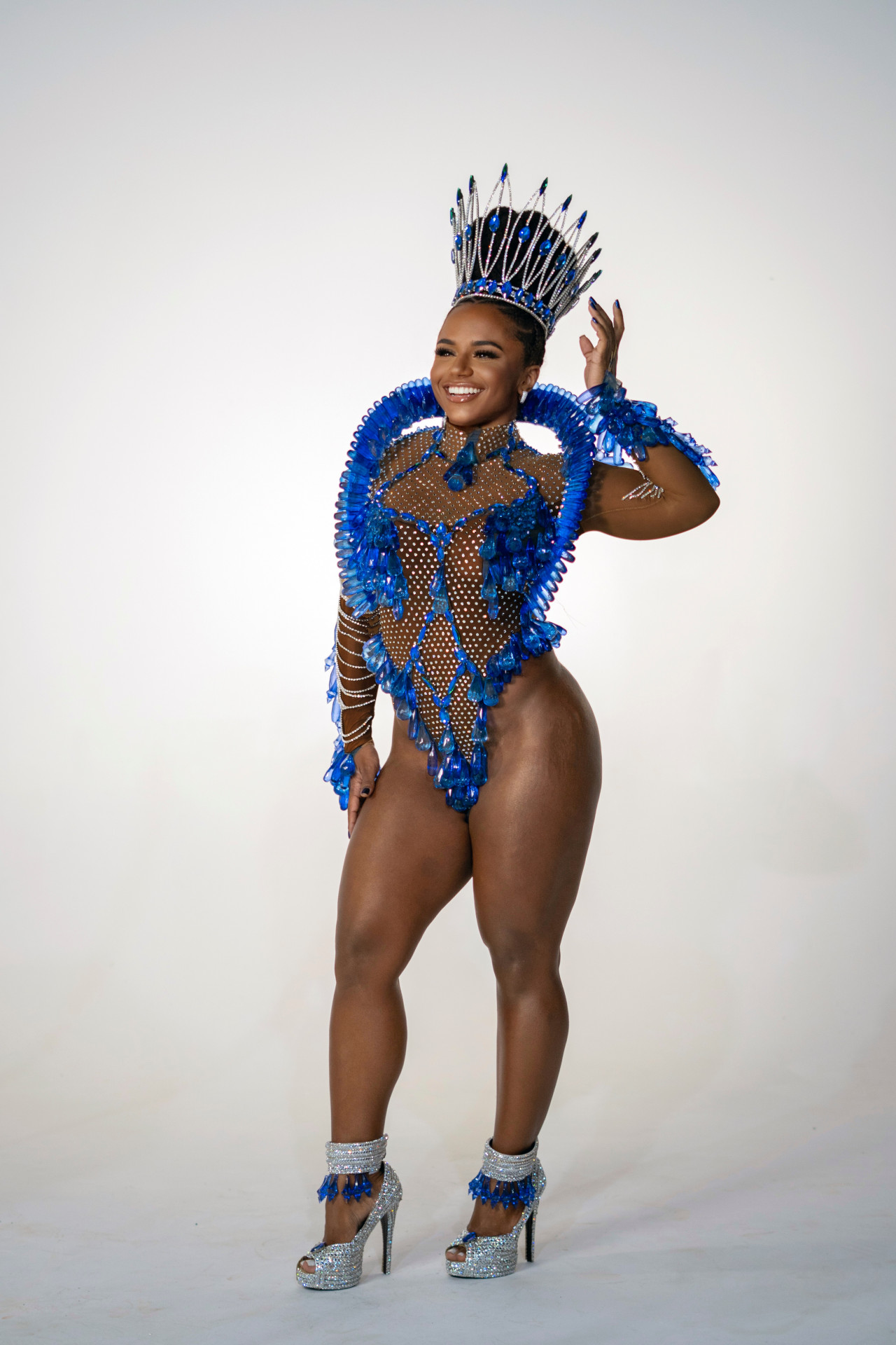 Maryanne Hipólito, rainha de bateria do Em Cima da Hora - Divulgação