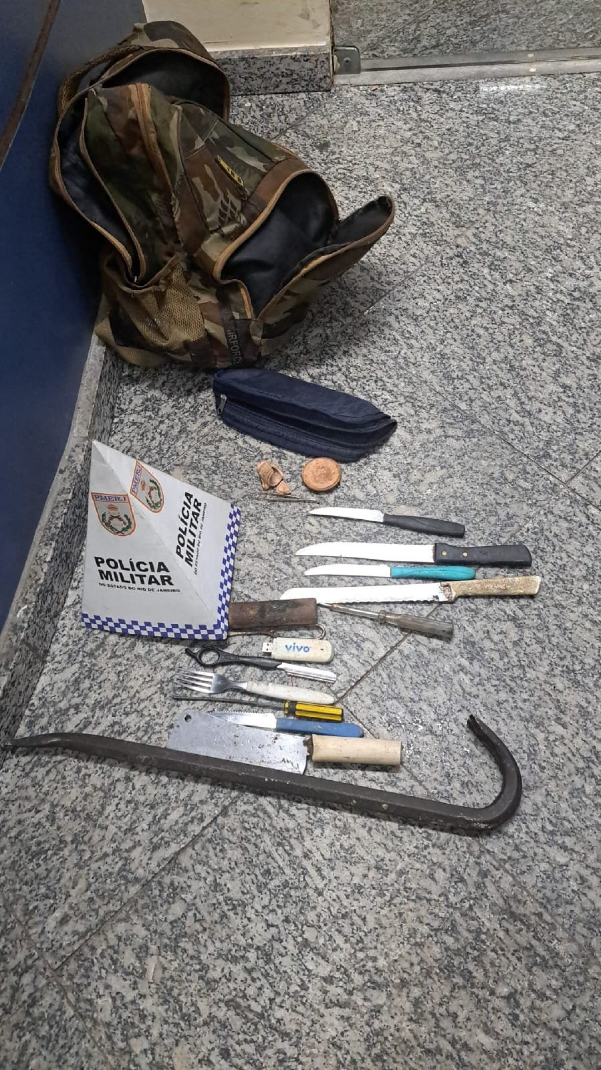 Material apreendido pelos policiais do 6º BPM (Tijuca)  - Divulgação / PMERJ