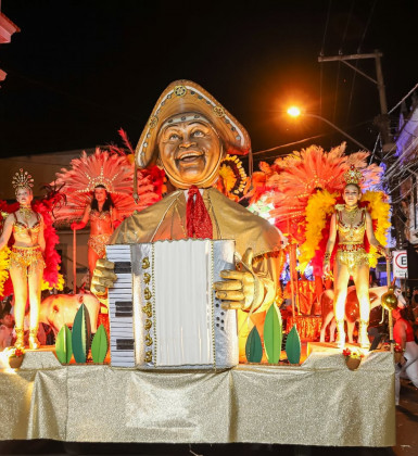 Cantagalo transfere Carnaval 2026 para abril após fortes chuvas