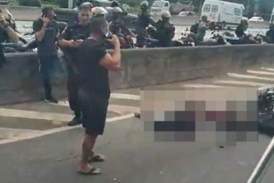 PM de folga reage a tentativa de assalto e mata dois suspeitos na Avenida Brasil