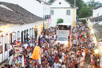 Paraty reúne Carnaval, história, cultura e natureza em um dos cenários mais deslumbrantes do país