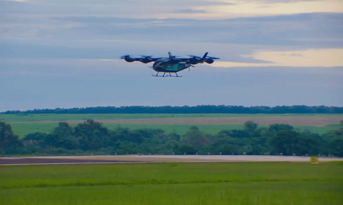 Anac quer criar categoria de piloto específica para 'carro voador'