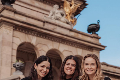 Curta com Sabrina Petraglia e Fernanda Rodrigues recebe prêmios em Barcelona