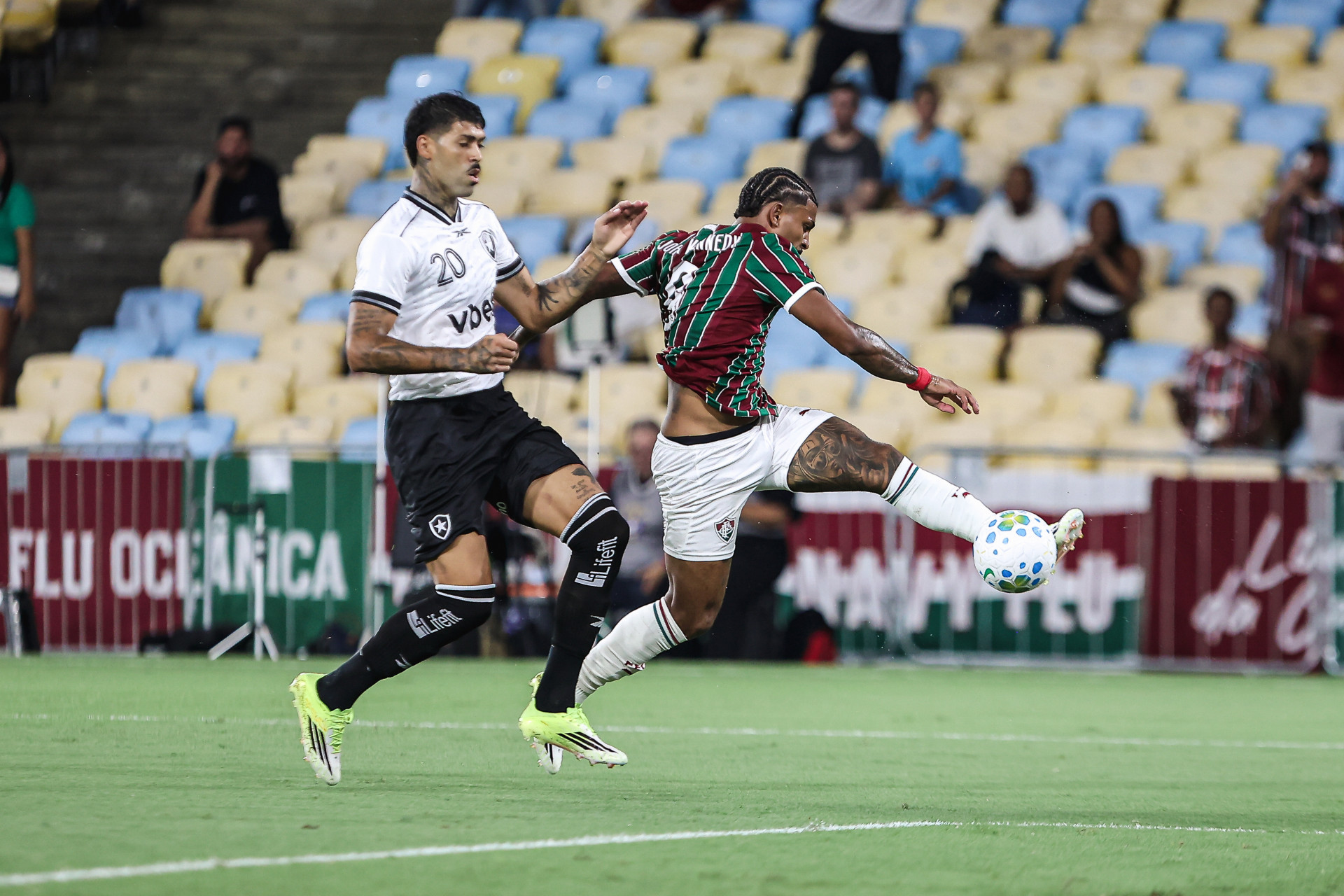 Rio de Janeiro, Brasil - 12/02/2026 - Estádio Maracanã.   
Fluminense enfrenta o Botafogo esta noite pela 3ª rodada do Campeonato Brasileiro 2026.
FOTO: LUCAS MERÇON / FLUMINENSE F.C.

IMPORTANTE: Imagem destinada a uso institucional e divulgação, seu
uso comercial está vetado incondicionalmente por seu autor e o
Fluminense Football Club.É obrigatório mencionar o nome do autor ou
usar a imagem.
.
IMPORTANT: Image intended for institutional use and distribution.
Commercial use is prohibited unconditionally by its author and
Fluminense Football Club. It is mandatory to mention the name of the
author or use the image.
.
IMPORTANTE: Imágen para uso solamente institucional y distribuición. El
uso comercial es prohibido por su autor y por el Fluminense FootballClub. 
És mandatório mencionar el nombre del autor ao usar el imágen. - Lucas Merçon/Fluminense