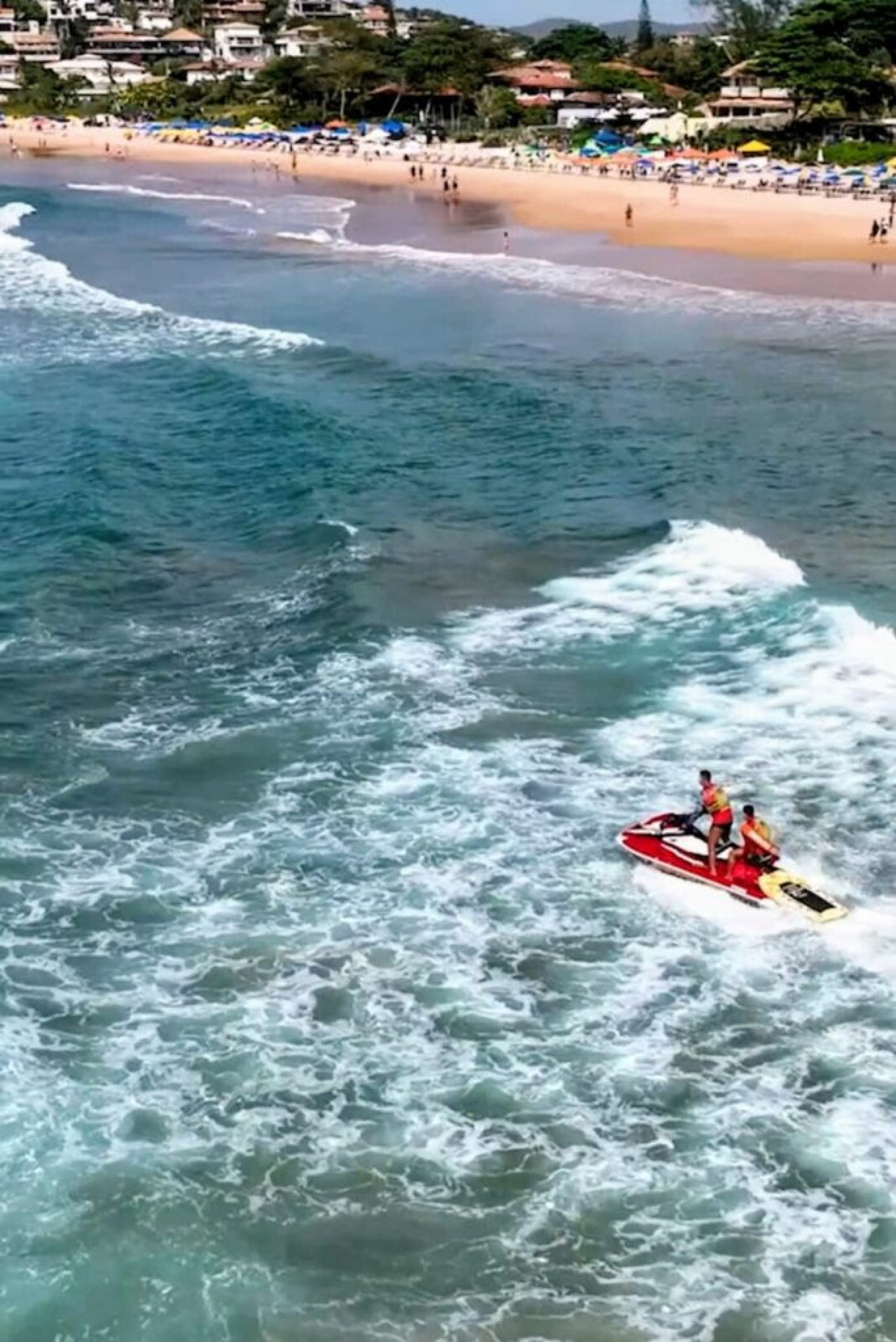 Reforço de guarda-vidas nas praias - Ascom