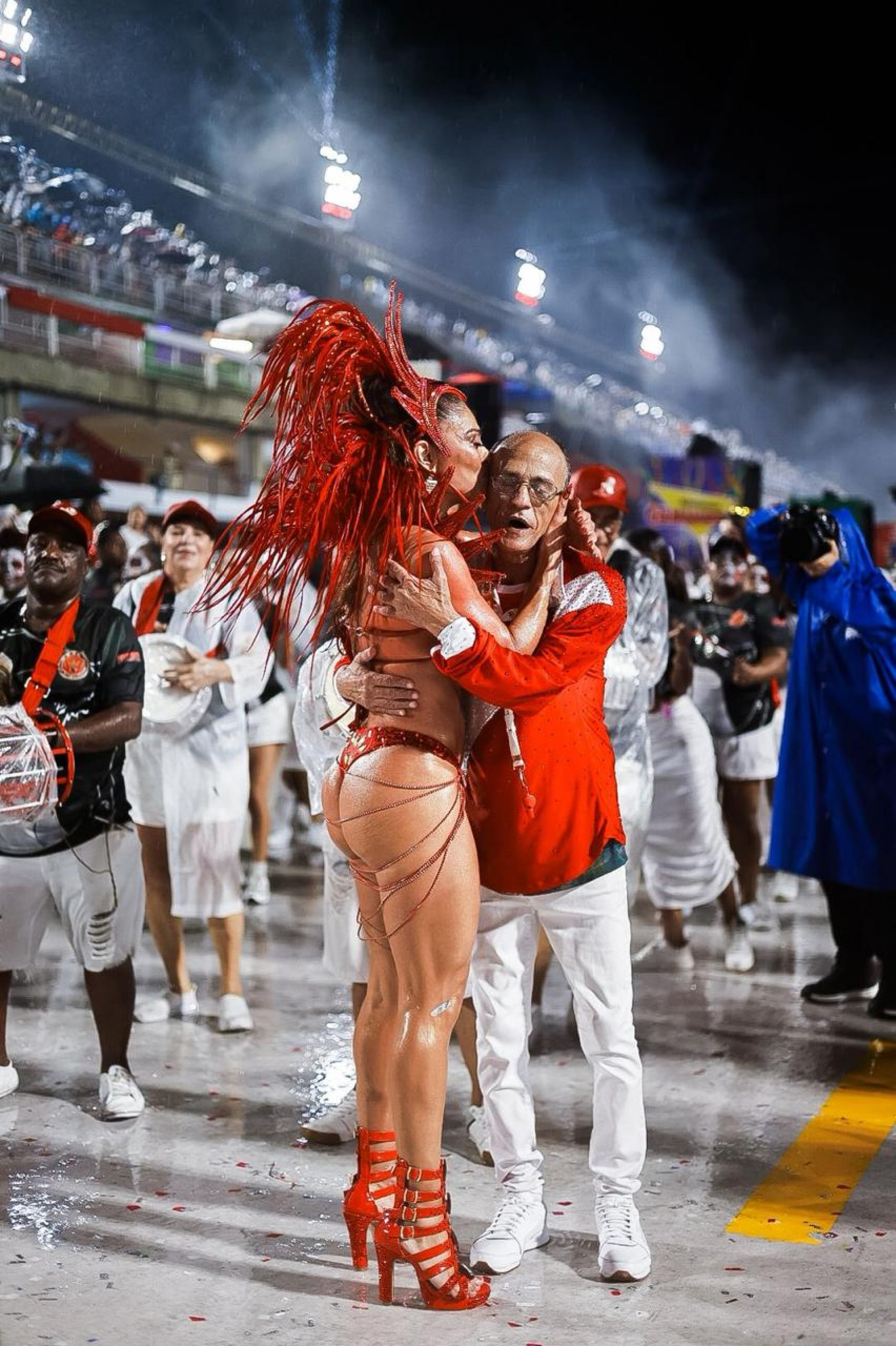 Juliana Paes comenta emo&ccedil;&atilde;o de homenagem a Mestre Ci&ccedil;a - Divulga&ccedil;&atilde;o/Tha&iacute;s Brum