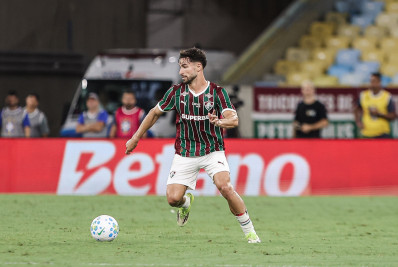 Fluminense encaminha renovação com Martinelli até 2030