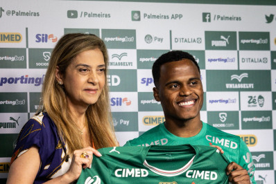 Jhon Arias afirma que recusou Flamengo por respeito ao Fluminense