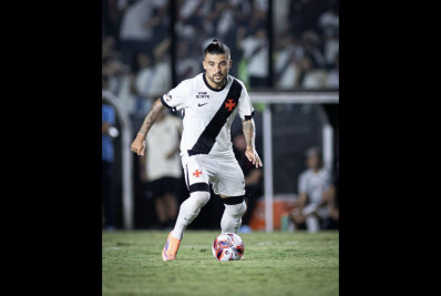 Vasco acerta rescisão de contrato com Victor Luis