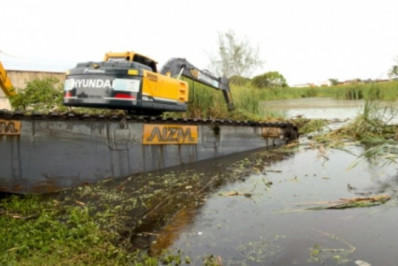 Limpa Rio estadual garante limpeza de lagoa assoreada em São Francisco