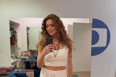 Leticia Spiller publica clique nos bastidores de 'Coração Acelerado'