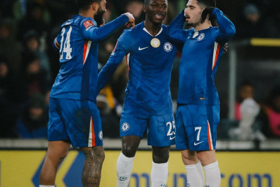 Estêvão marca, Chelsea goleia o Hull City e vai às oitavas na Copa da Inglaterra