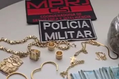 Operação contra o tráfico prende dois e apreende mais de R$ 35 mil em Búzios