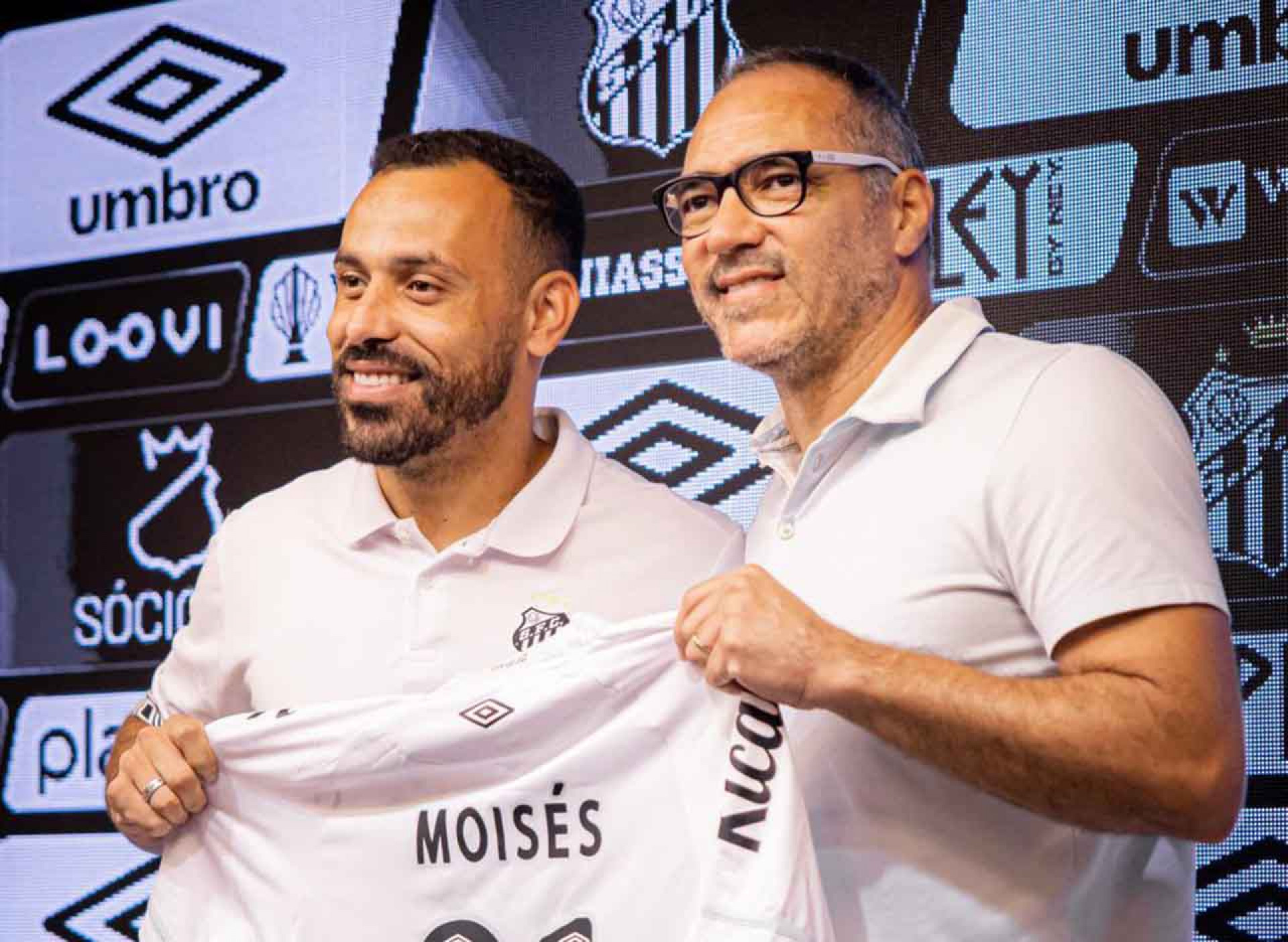 Mois&eacute;s cita Vojvoda e Neymar como influ&ecirc;ncias em sua ida ao Santos
