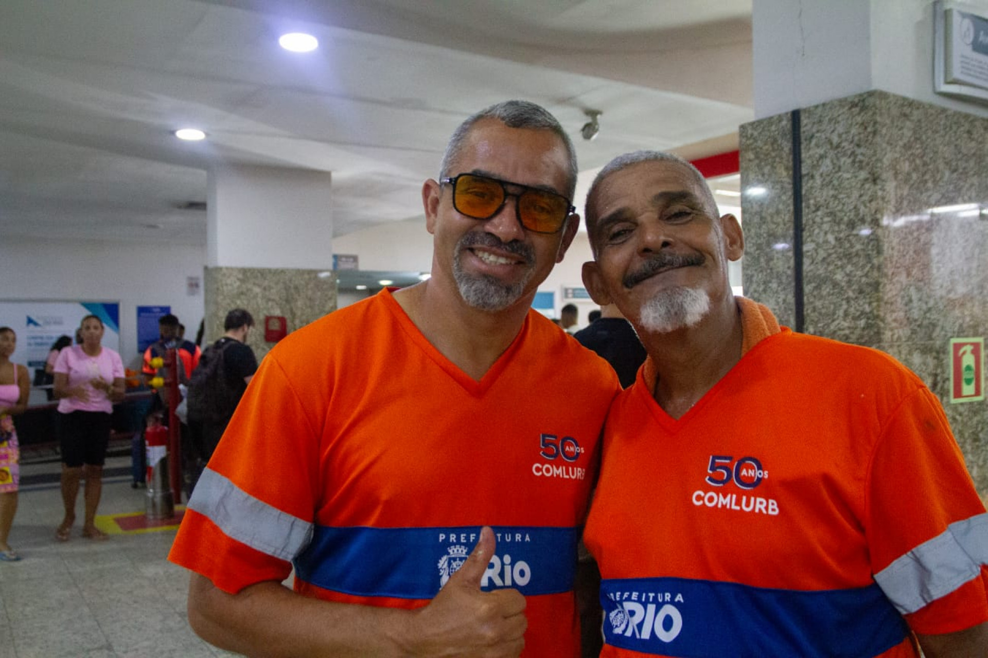 Maxwell Oliveira é componente do grupo 'Chegando de Surpresa', que tocou na Rodoviária do Rio - Érica Martin / Agência O Dia