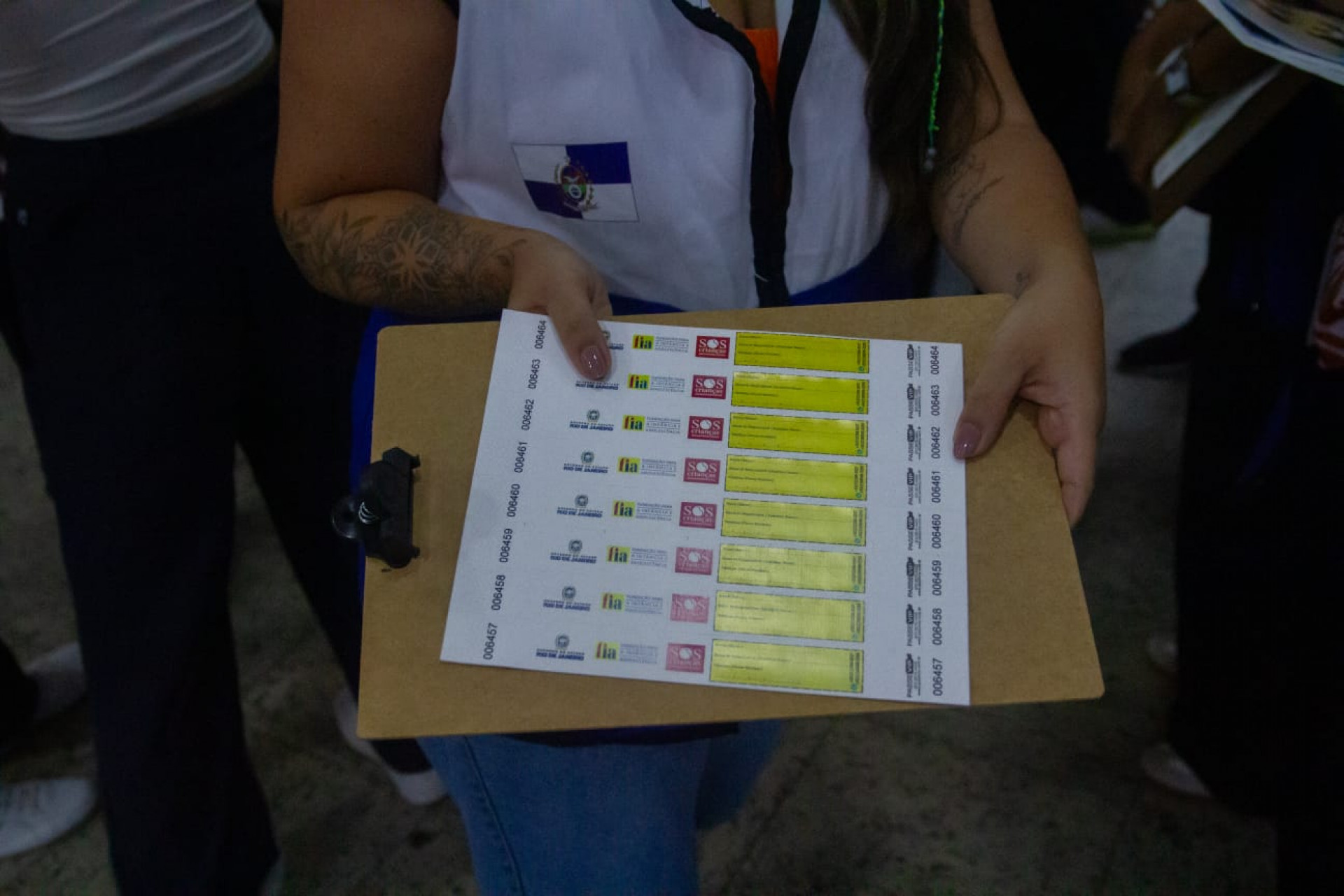 Funda&ccedil;&atilde;o para Inf&acirc;ncia e Adolesc&ecirc;ncia (FIA) entregou pulseiras para crian&ccedil;as - &Eacute;rica Martin / Ag&ecirc;ncia O Dia