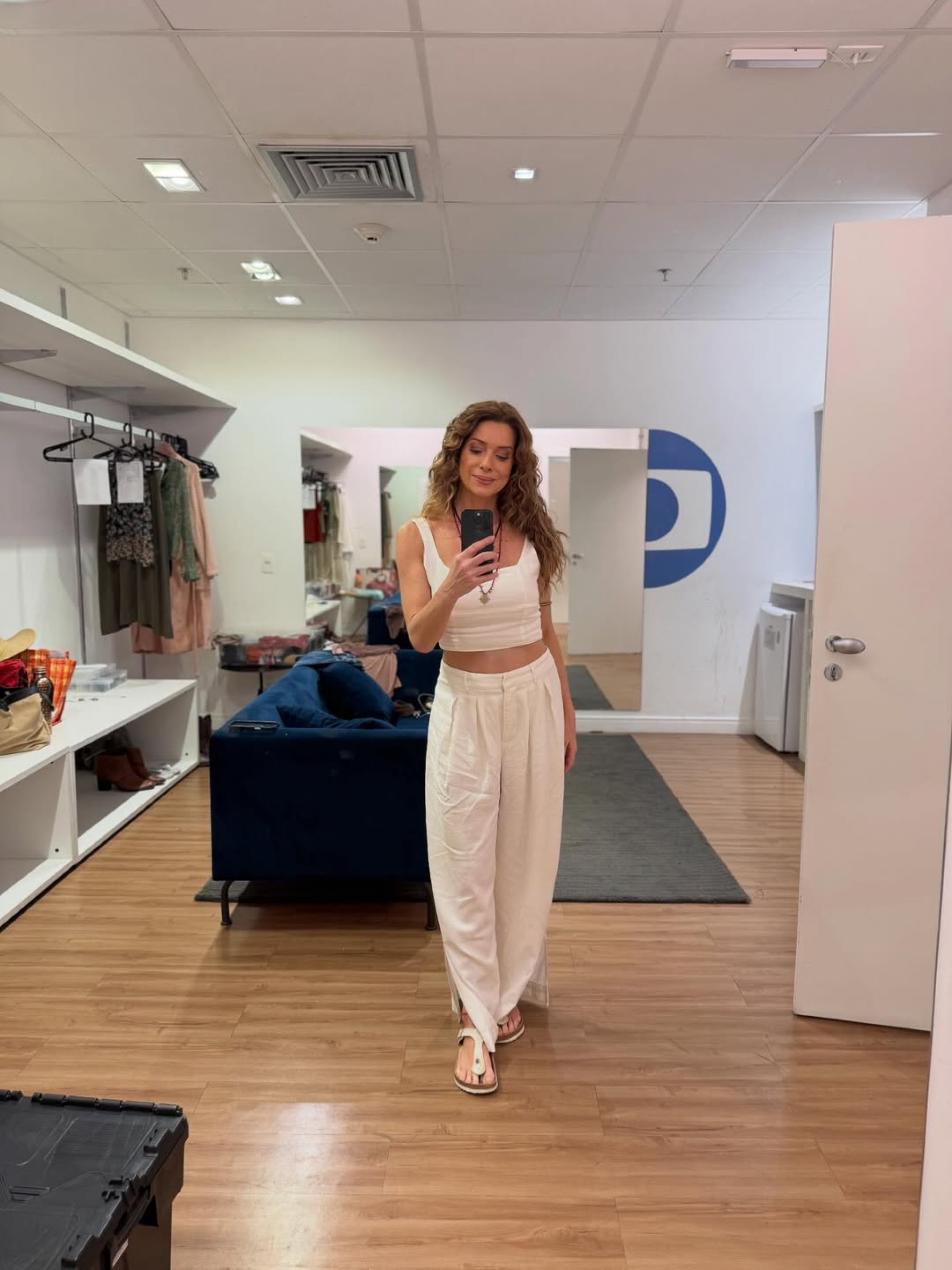 Leticia Spiller compartilhou selfie no camarim  - Reprodução/Instagram 