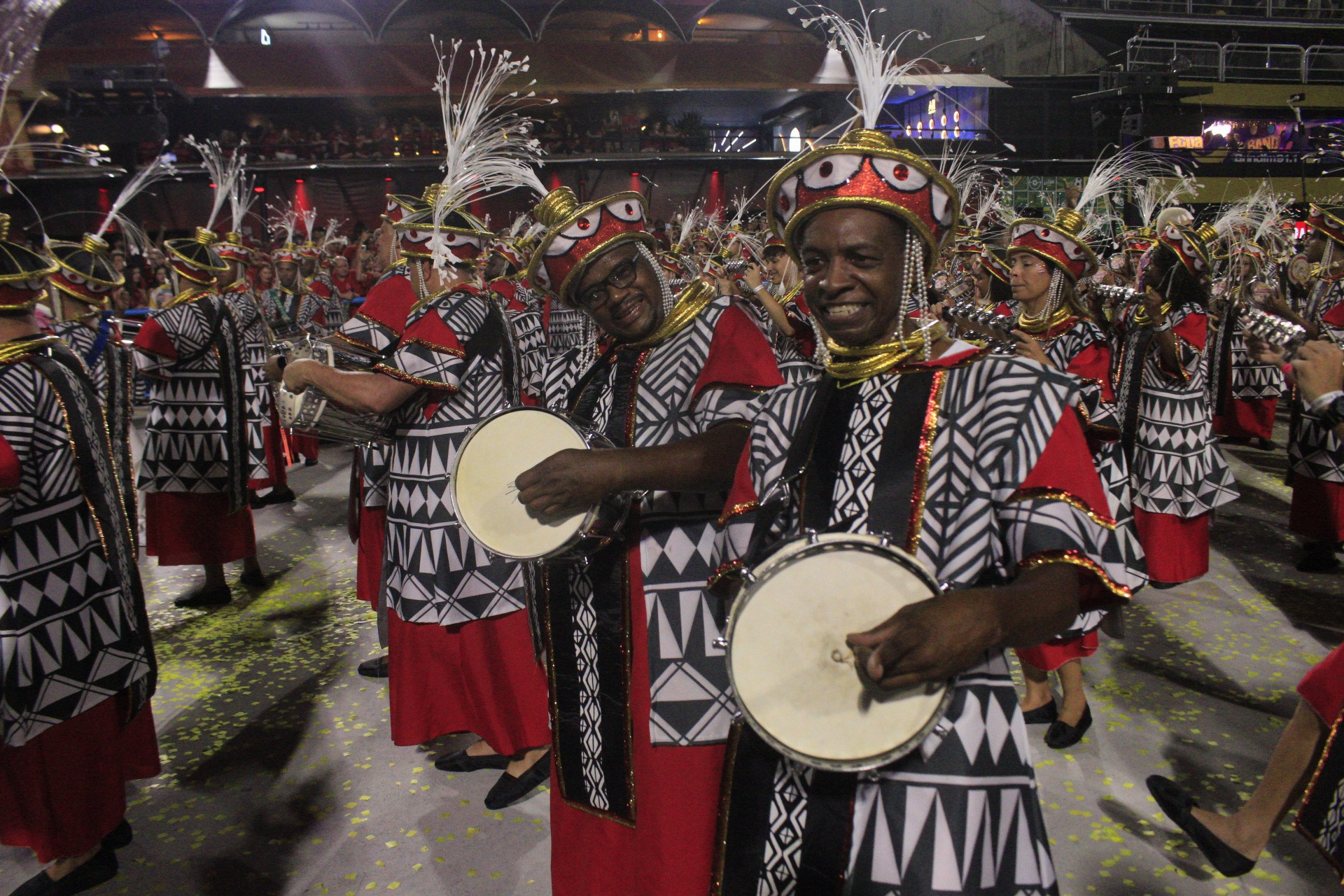 Desfile da Série Ouro Carnaval 2026 - Desfile da G.R.E.S União do Parque Acari, na Avenida Marquês de Sapucaí, no Centro do Rio de Janeiro, nesta sexta-feira (13).
 - Carlos Elias/Agência O Dia