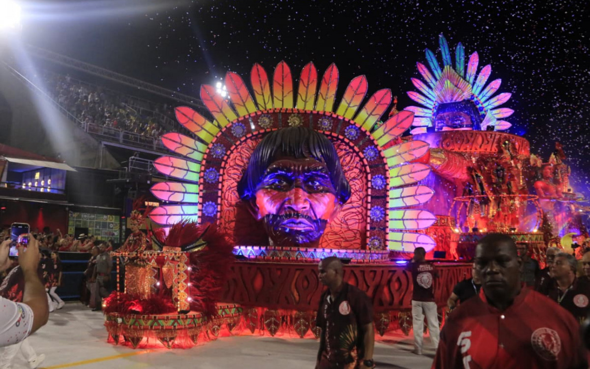 Escola contou a história de Clara Camarão e exaltou a força indígena