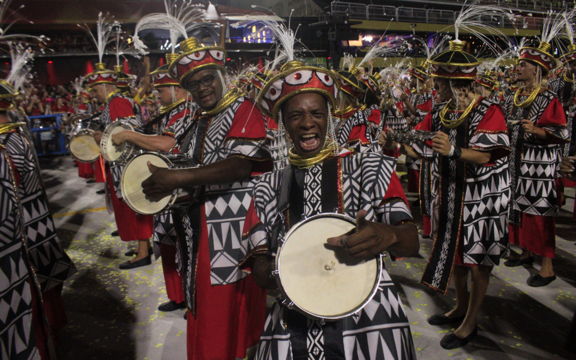 União do Parque Acari prestou homenagem ao teatro negro brasileiro, nesta sexta-feira (13) -  Carlos Elias/ Agência O Dia