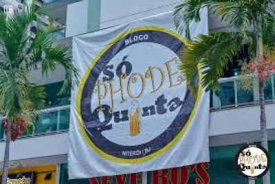 Só Phode Quinta leva foliões às ruas de Icaraí