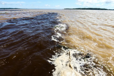 Helicóptero e sonares reforçam buscas por vítimas de naufrágio em Manaus