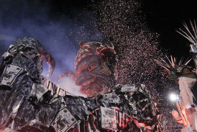 Criativa e ousada, Vigário Geral faz viagem pelo Brasil colonial