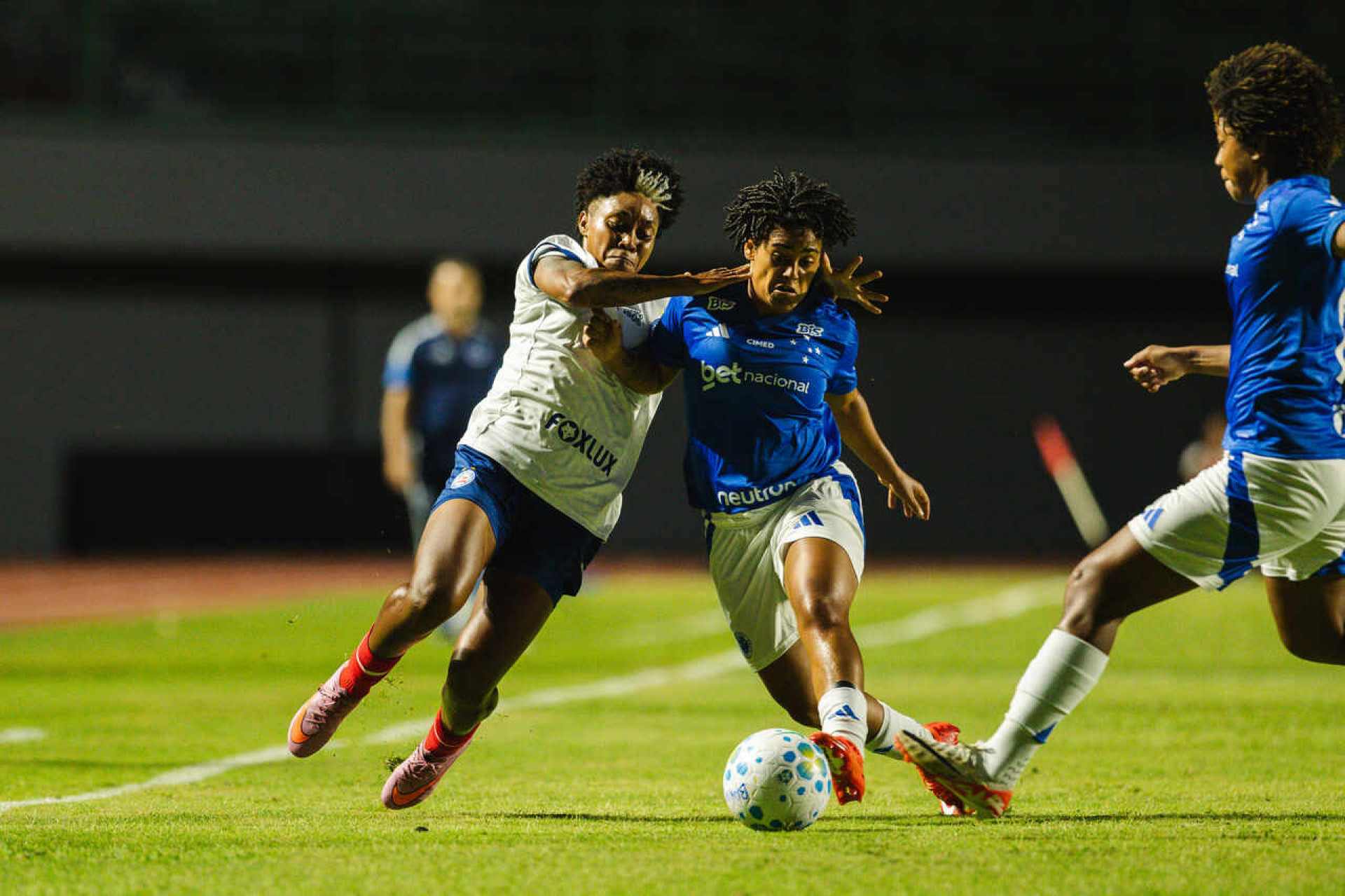 Byanca Brasil d&aacute; show, e Cruzeiro supera Bahia em estreia no Brasileir&atilde;o Feminino