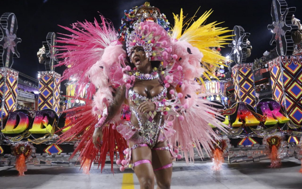 Estácio de Sá homenageou Tancredo da Silva Pinto, figura central da umbanda