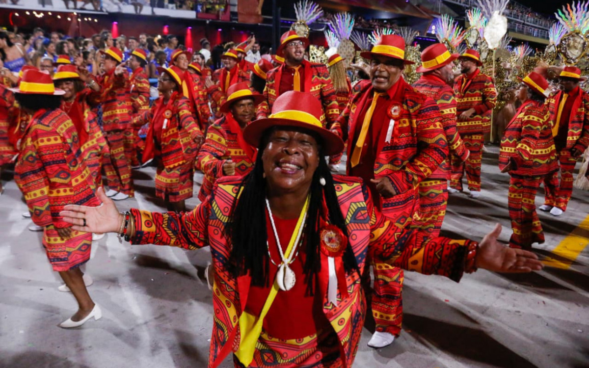 Unidos de Maricá contou a história da joalheria produzida por negros escravizados durante o período colonial no Brasil