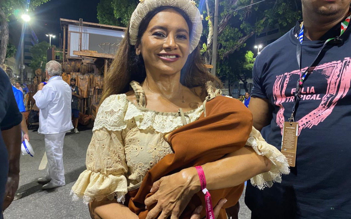 Atriz viverá Dona Lindu no enredo da azul e branca de Niterói - Thalita Queiroz/ Agência O Dia