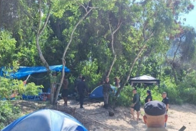 Operação Verão desmobiliza acampamentos irregulares em praias de Mangaratiba