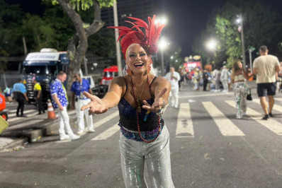 Fafá de Belém celebra enredo sobre Lula: 'Resgatou o respeito pelo Brasil'